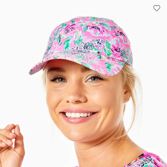 🆕 Lilly Pulitzer Run Around Hat Paws for a Cause - Picture 4 of 14